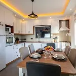 וילה With Private Pool And Jacuzzi