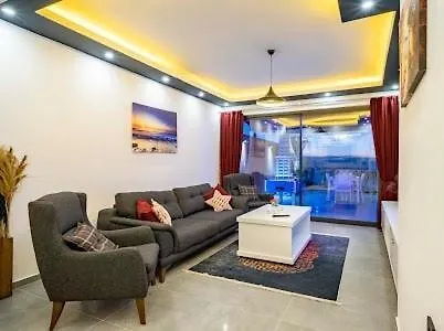 فيلة With Private Pool And Jacuzzi