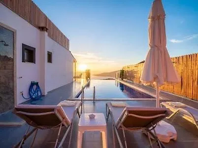 With Private Pool And Jacuzzi * Kaş