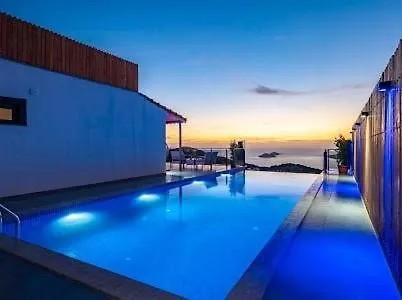 Vila With Private Pool And Jacuzzi Kaş