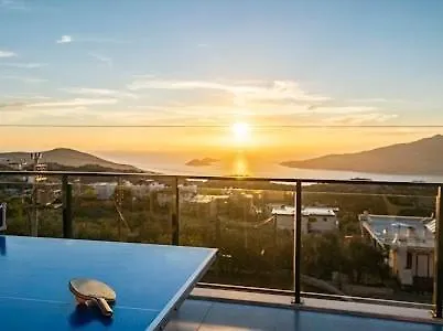 With Private Pool And Jacuzzi