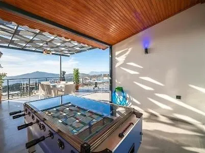 Vila With Private Pool And Jacuzzi *